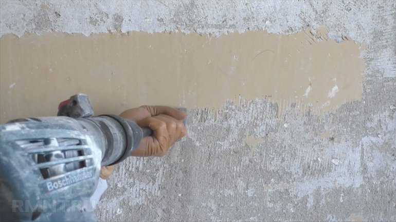 Préparer les murs avant de tapisser